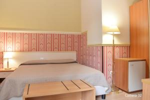 Economy Double or Twin Room room in Catania Centro Rooms