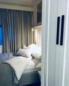 Galashiels Town Centre Cottage Sleeps 2