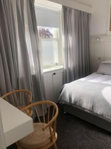 Galashiels Town Centre Cottage Sleeps 2