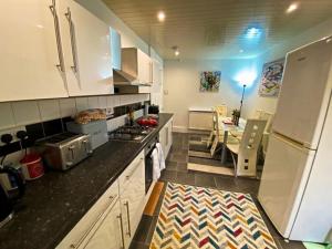 Paisley Pad Glasgow Gateway second floor flat