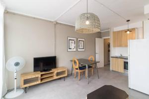 BeBarceloner Sant Andreu Apartments - Attic with terrace