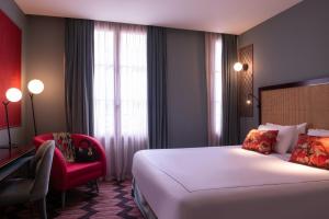 Hotels Mom'Art Hotel : photos des chambres