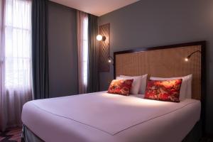 Hotels Mom'Art Hotel : photos des chambres