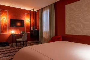 Hotels Mom'Art Hotel : photos des chambres