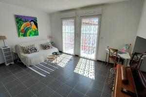 Appartements Very bright studio in the center of Ares : photos des chambres