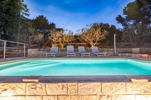 House with pool by the sea - Dugi otok, Žman