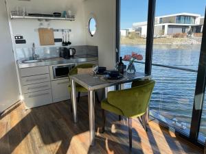 Houseboat Kamperland