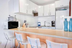 Welcoming apartment with pool - 65 m² - Costa del Silencio