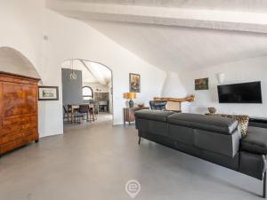 Spectacular Seaview Escape img14