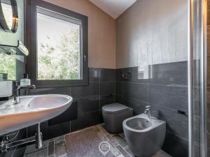 Spectacular Seaview Escape img43