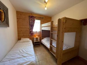 Appartement centre village avec balcon et animaux admis - FR-1-624-49