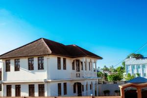 SULKHAN SERVICED APARTMENT