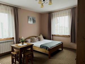 u Lucyny w Białce Tatrzańskiej- jacuzzi i sauna w ogrodzie, skibus pod domem