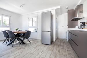 Casa Bos Orange Pool and Jacuzzi