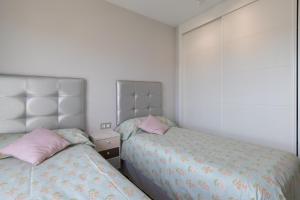 Los Alamos Beach Flat