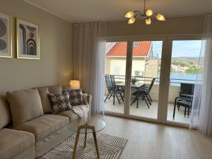 Luxury Old Town Apartment with Sea View