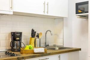 Apartment Pink Holidays - Winter by the beach