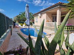 Riumar "Angeles", 210m to beach, private pool, On-Site-Service, dog beach