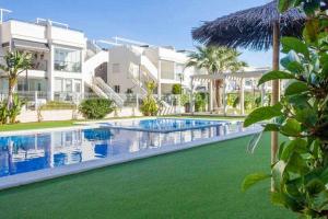 Apartment Pink Vistabella I- Winter by the sea