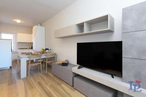 Desenzanoloft Official Partner MARRIOTT Homes & Villas - Cappuccino Apartment