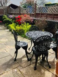 Horbury High St Wakefield - West Bretton