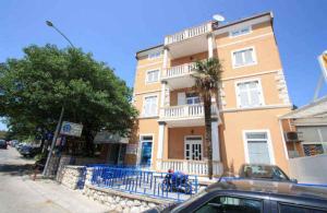 Apartment in Crikvenica 14218