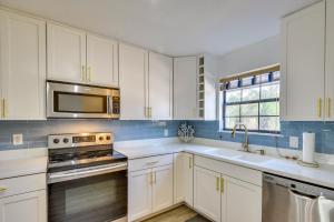 New Smyrna Beach Vacation Rental Less Than half Mi to Beach