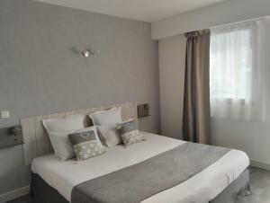 Hotels Hotel Le Vanseen : photos des chambres