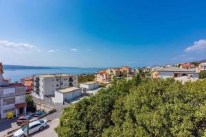 Two-Bedroom Apartment Crikvenica 32