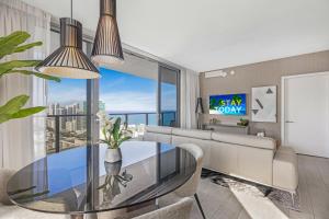 Hyde Beach House - Luxury 2-Bedroom - Gorgeous view - Resort amenities - Rooftop pool - Hot tub - Tennis court - Minutes to the ocean