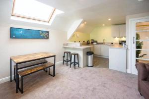 WV Top Flat Bowness Center