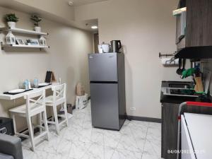 Larue cozy room in Solemare Parksuites Paranaque