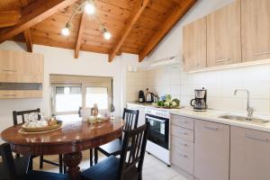 Marilena Mare Seaside & Jacuzzi House