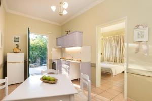 Villa Anthoussa 4beds Family Apartment