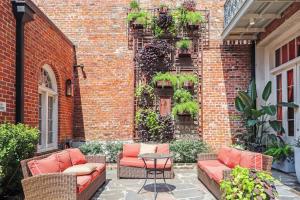 Roami at Factors Row