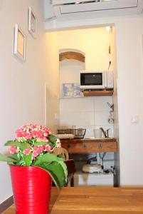 Rafos Old Town Hideaway