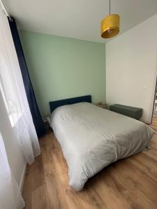 Immeuble Bavay 3 apparts, 4 Chambres, 5 ambiances