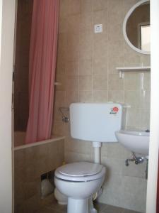 Apartments by the sea Cove Zarace, Hvar - 21007