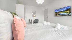 Maisons d'hotes HOMEY Coloc goodLife - Colocation moderne - Chambres privees - Wifi et Netflix - Au pied du tram pour Geneve : photos des chambres