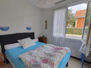 Maisons de vacances Maison Soulac-sur-Mer, 3 pieces, 5 personnes - FR-1-648-64 : photos des chambres