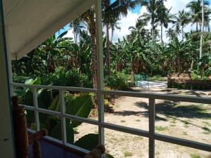 Bayay ni Nanay Bed & Breakfast in Magpupungko Beach Road