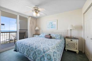 Pelican Beach 0515 by Pelican Beach Management