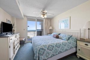 Pelican Beach 0515 by Pelican Beach Management