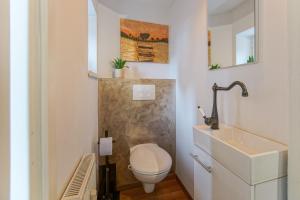 AusZeit Steiraland 6 mit überdachter Terasse schönen Garten und kostenlosen Parkplatz