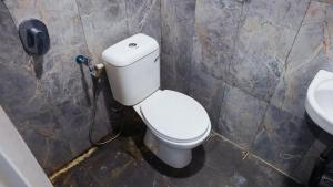 RedDoorz Syariah near RSUD Mataram Lombok 2