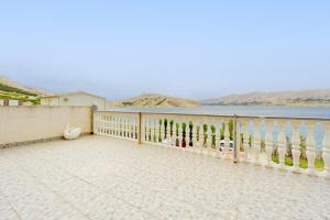 Bepic Quiet location on a beautiful bay