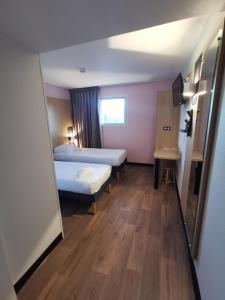 Hotels B&B HOTEL Bordeaux Merignac Aeroport : photos des chambres