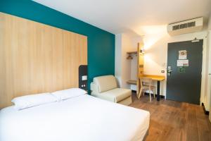 Hotels B&B HOTEL Bordeaux Merignac Aeroport : photos des chambres
