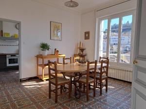 Appartements Charming and spacious apartment : photos des chambres