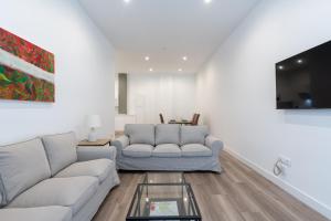 Holi-Rent AT Erillas